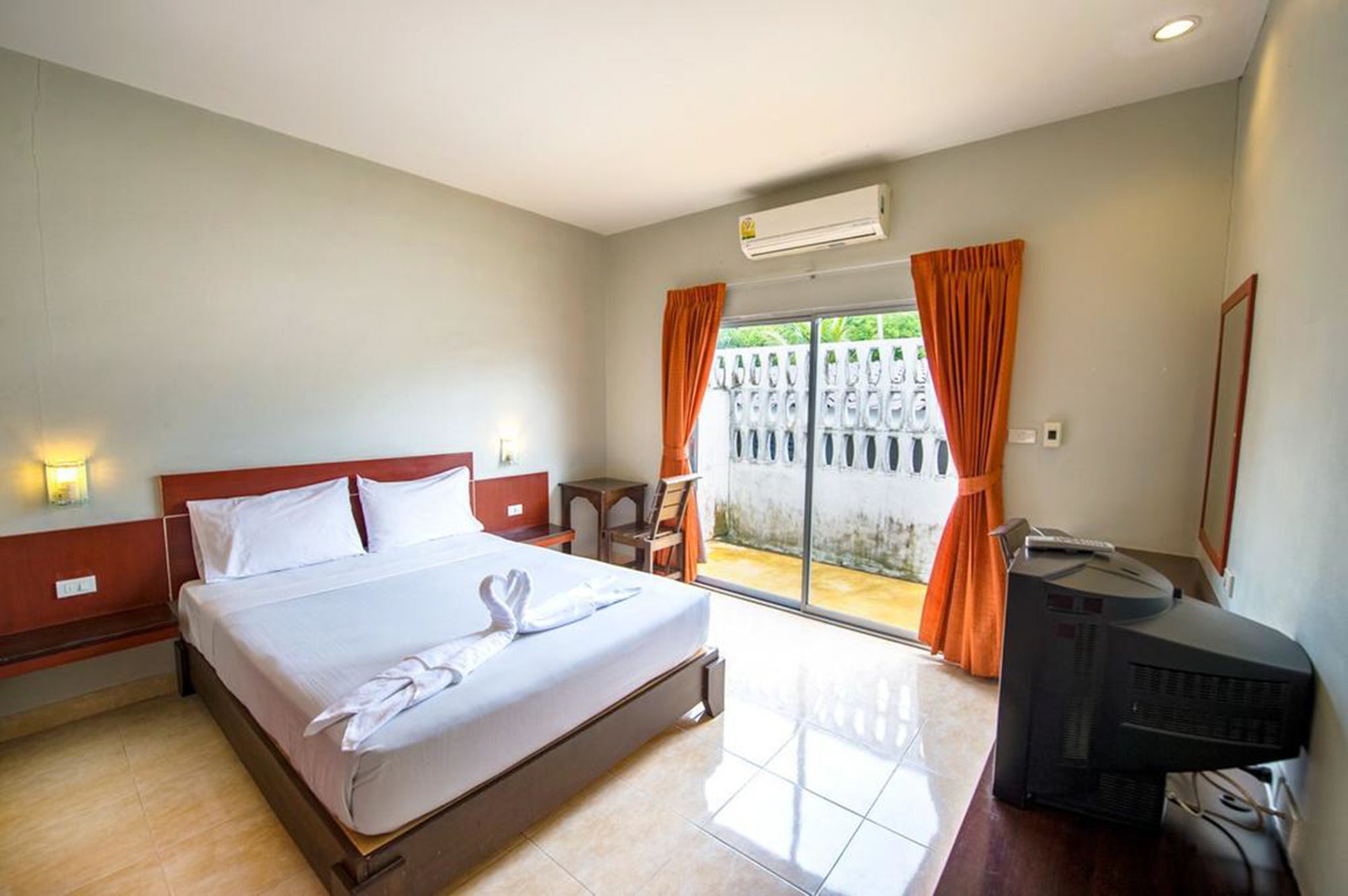 Paradise Resort Ban Nong Pla Lai Luaran gambar